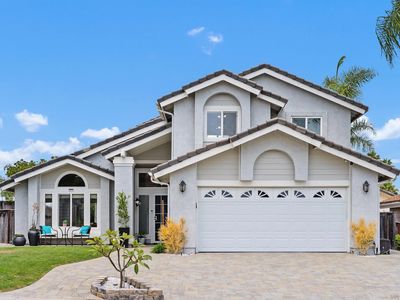 1145 La Tortuga Dr, Vista, CA, 92081