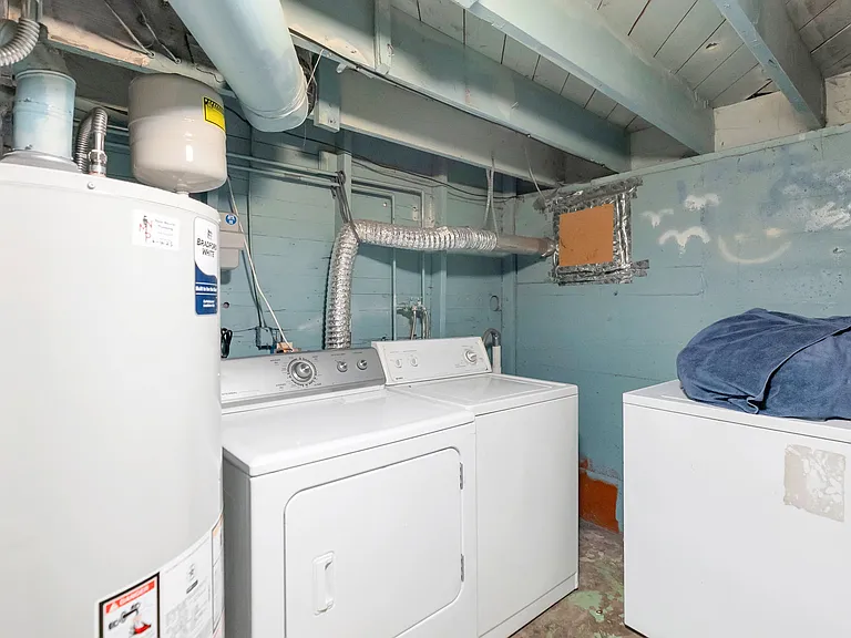 654 N 100 E #1 — Photo 11