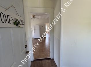 22 Hamilton St #3, Woonsocket, RI 02895
