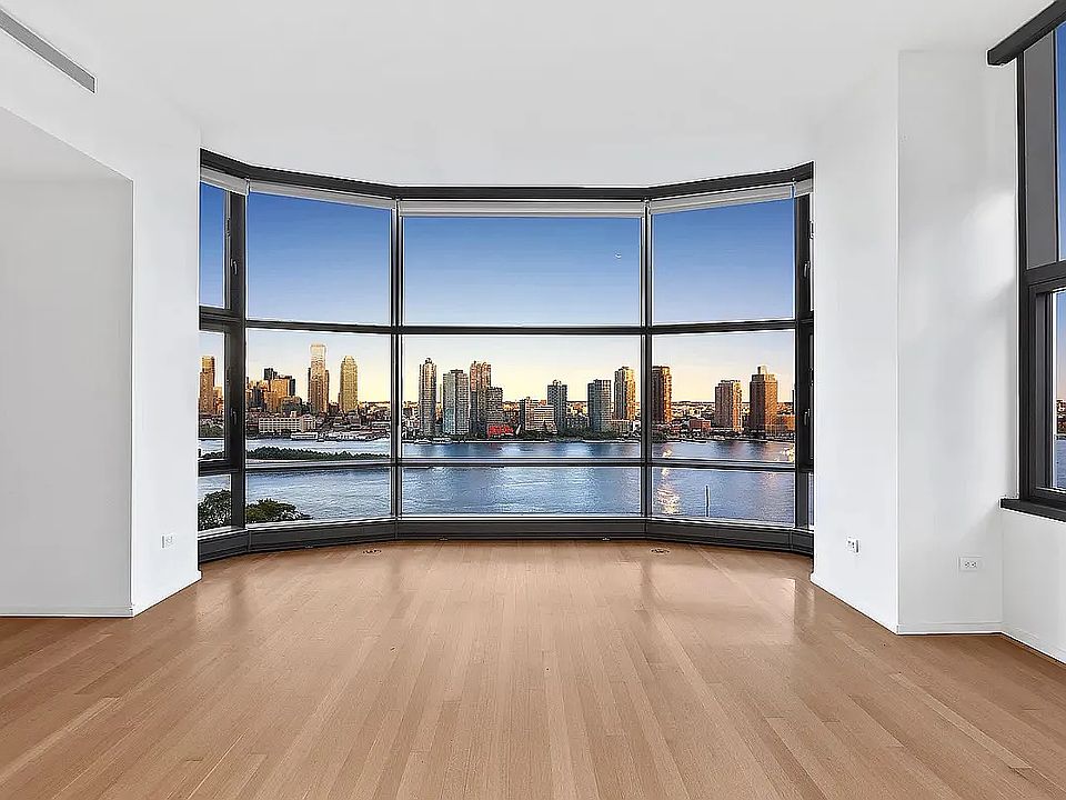 1st image of 50 United Nations Plz APT 17A