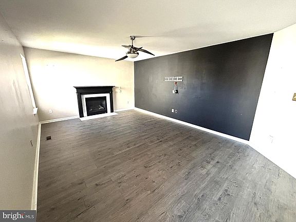 5th image of 47100 Sorrel Dr