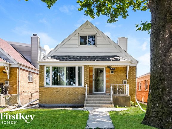 2nd image of 7605 Leclaire Ave