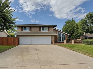 1564 Marshall Ln, Corona, CA 92879