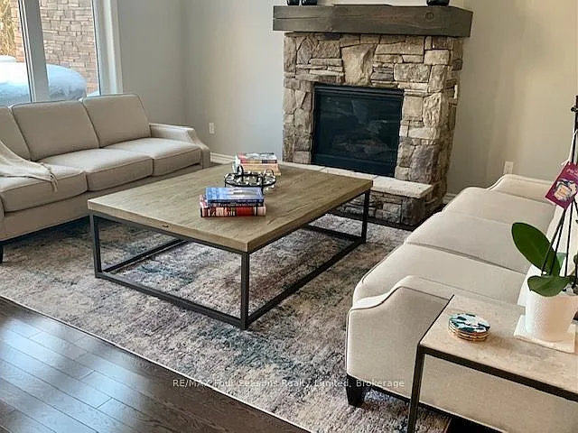 12 Robbie Way — Photo 19