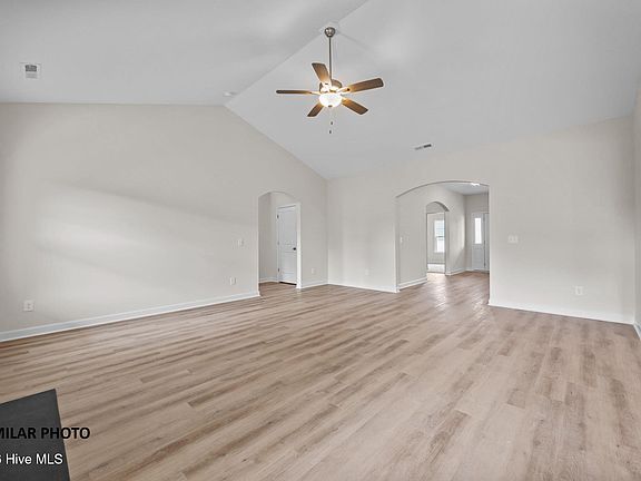 5th image of 1312 Fairbanks Court #117