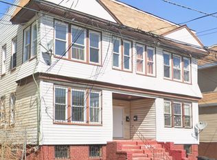 135 Goodwin Ave #2L, Newark, NJ 07112