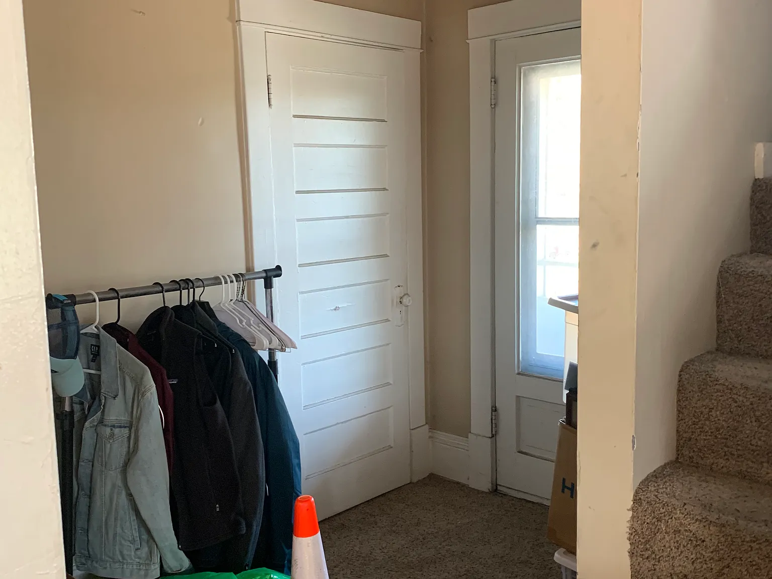 5 bed, $2,300 — Photo 3