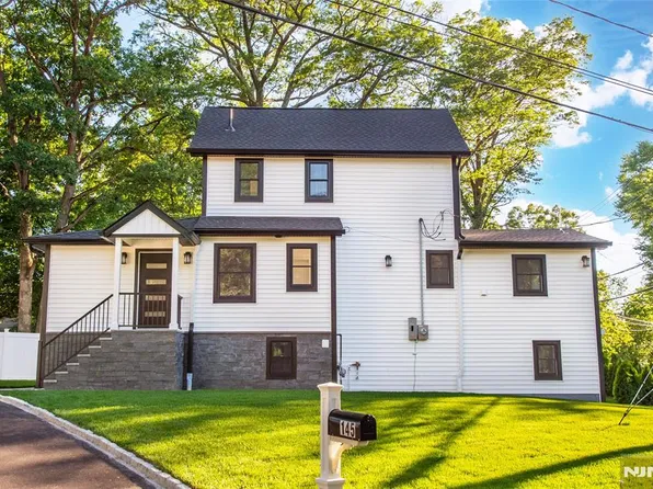 145 Grove St, Mahwah, NJ 07430