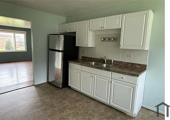 5th image of 1020 9th St #4