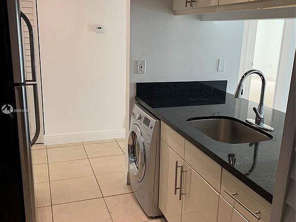 5th image of 850 N Miami Ave #W-1505