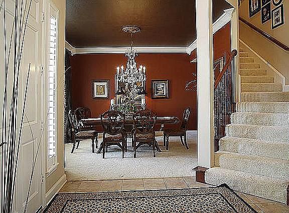 2nd image of 511 Sotogrande Dr
