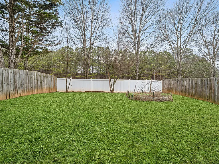 188 Ilex Dr — Photo 11