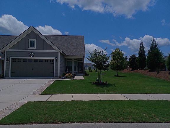 305 Bloomington Way
