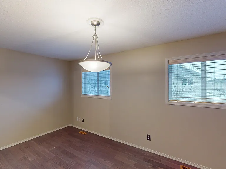 78 Edwards Dr SW — Photo 15
