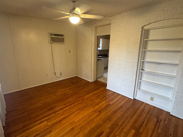 5227 Sutherland Ave #1 — Photo 9