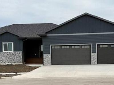 3304 Northview Ln N, Aberdeen, SD, 57401