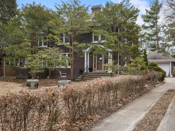 303 W Michigan Ave, Urbana, IL 61801