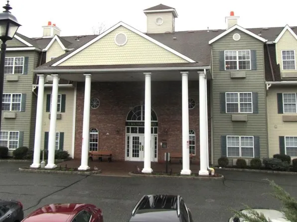 5110 Richmond Rd, West Milford, NJ 07480
