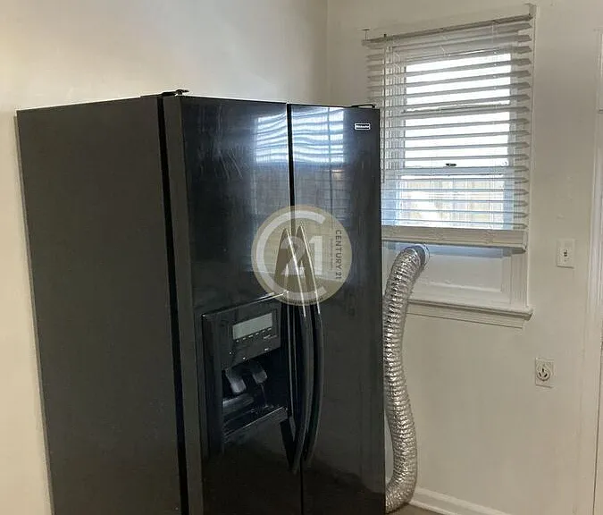 175 Orange Ave #1 — Photo 6