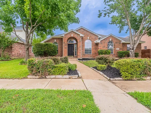 7501 Maplewood Dr, Rowlett, TX 75089