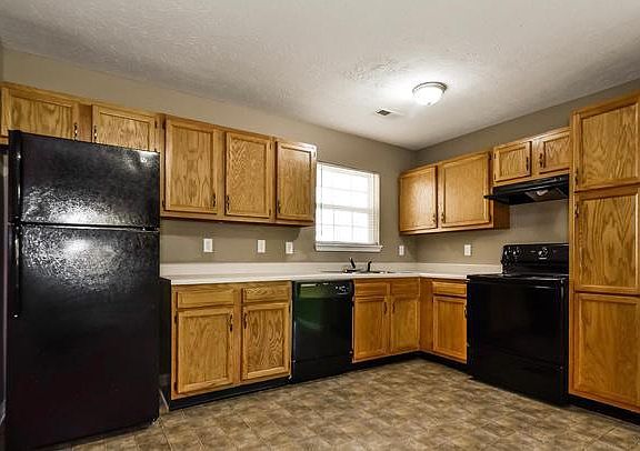 5th image of 9238 Whitecliff Way