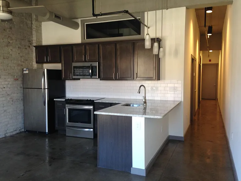 River Lofts West — Photo 82