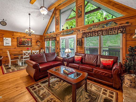 5th image of 3628 Country Pines Way