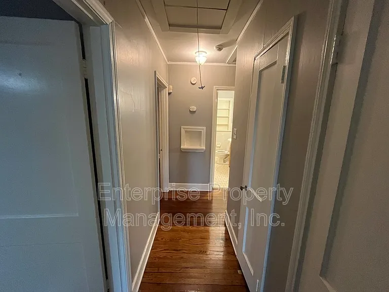 609 Houston St — Photo 5