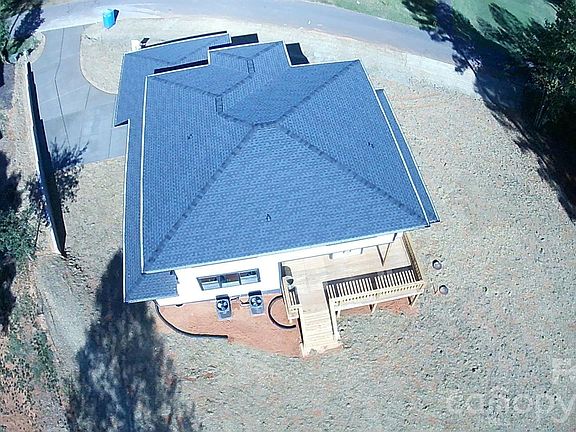 3rd image of 138 Broken Arrow Rd