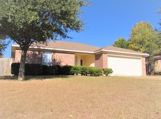 640 Cumberland Dr, Burleson, TX 76028