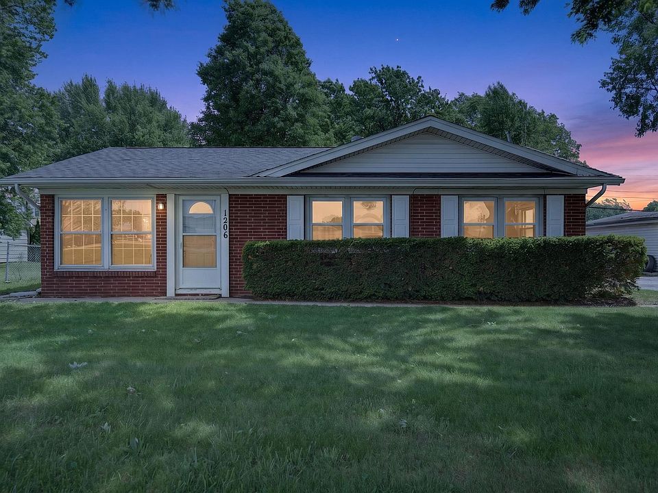 1st image of 1206 Imperial Dr
