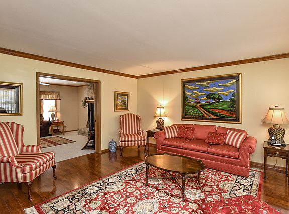 3rd image of 4857 Tarrington Dr