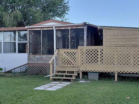 5th image of 713 Jeremy Dr