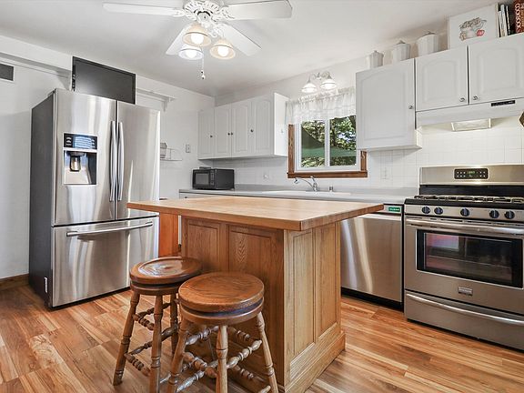 3rd image of 8034 N 44th St