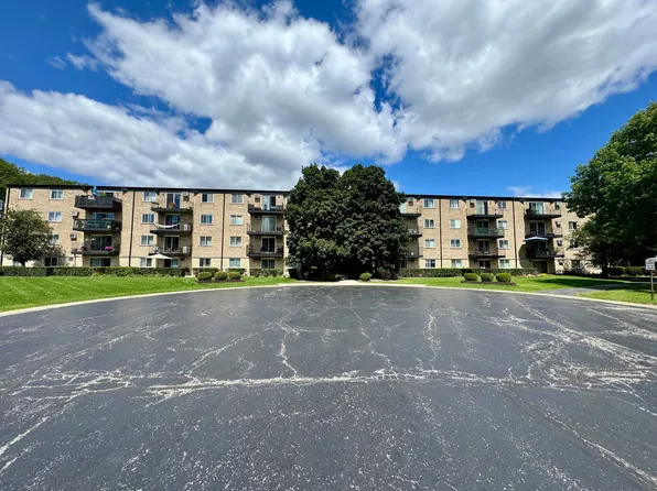 2420 E Brandenberry Ct APT 1K, Arlington Heights, IL 60004