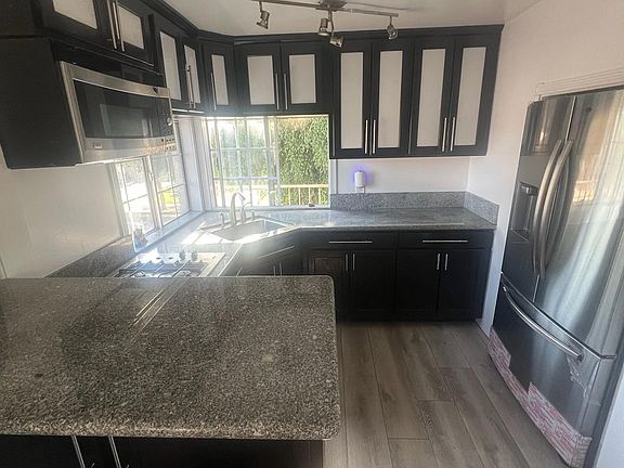 2nd image of 8165 Cypress Ave #B