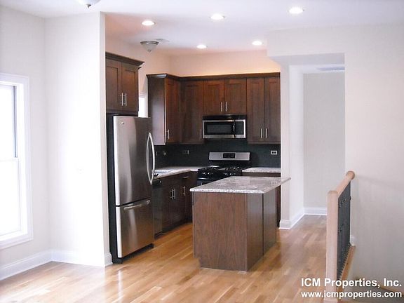 2nd image of 2324 N Southport Ave #2E