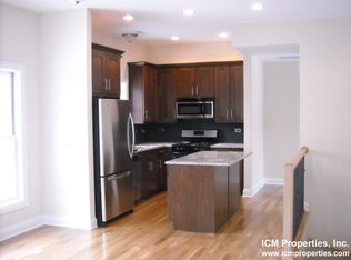 2328 N Greenview Ave #2E, Chicago, IL 60614