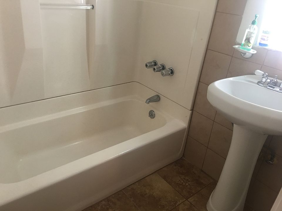 1st image of 1010 Wilcox Ave