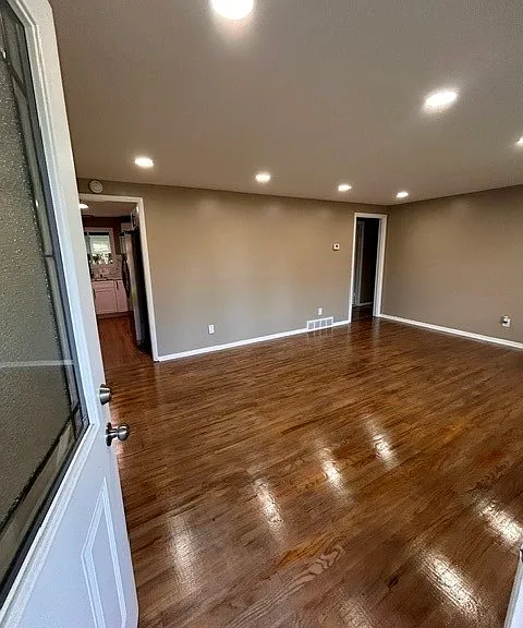 213 Sunflower Dr — Photo 3