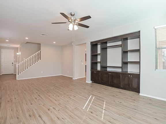 4th image of 171 W Calle Gota