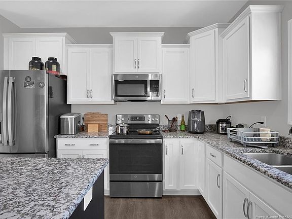 2nd image of 2538 Marks Rd