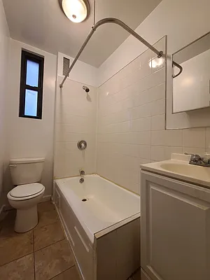 Rented by Oxford Property Group | media 8