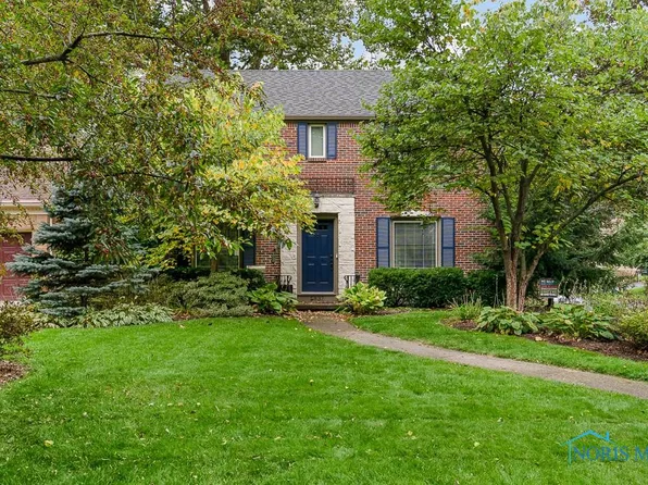 2837 Meadowwood Dr, Toledo, OH 43606