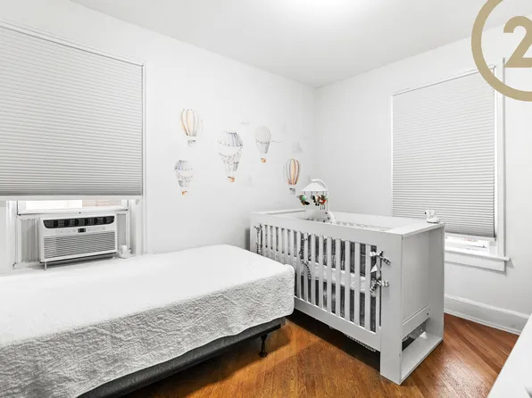 1530 East 2nd Street image 19 of 25