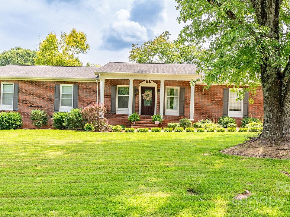 1st image of 112 Gaymont Cir