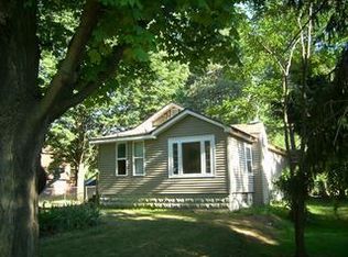 3713 Middle Rd, Dunkirk, NY 14048