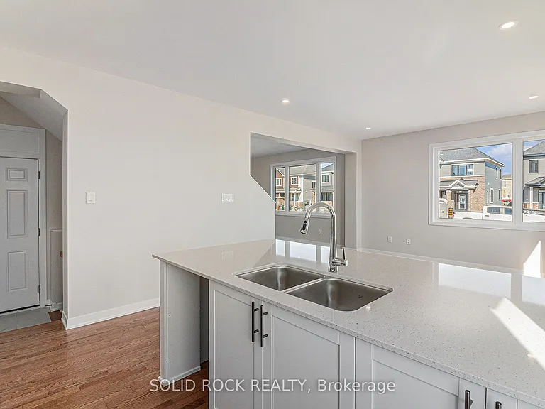 208 Beebalm Cres — Photo 8