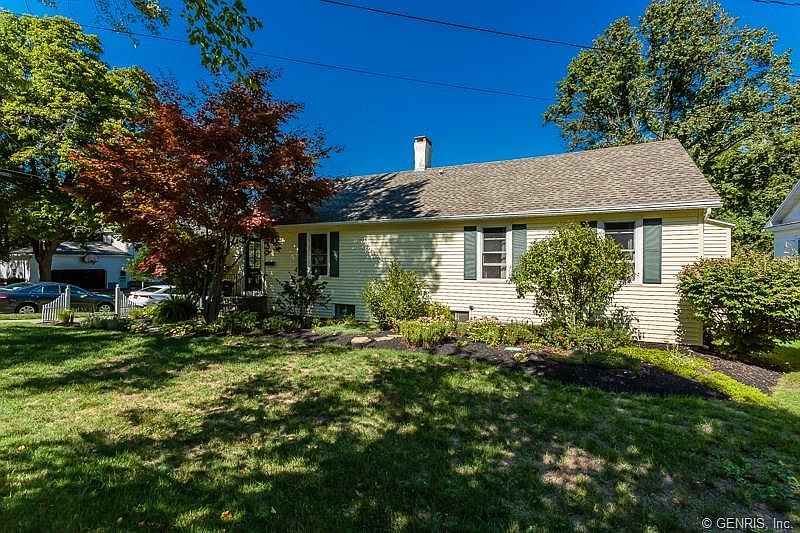 1st image of 23 Foster Ave