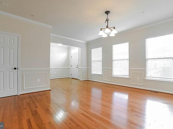 4th image of 23393 Marview Ct